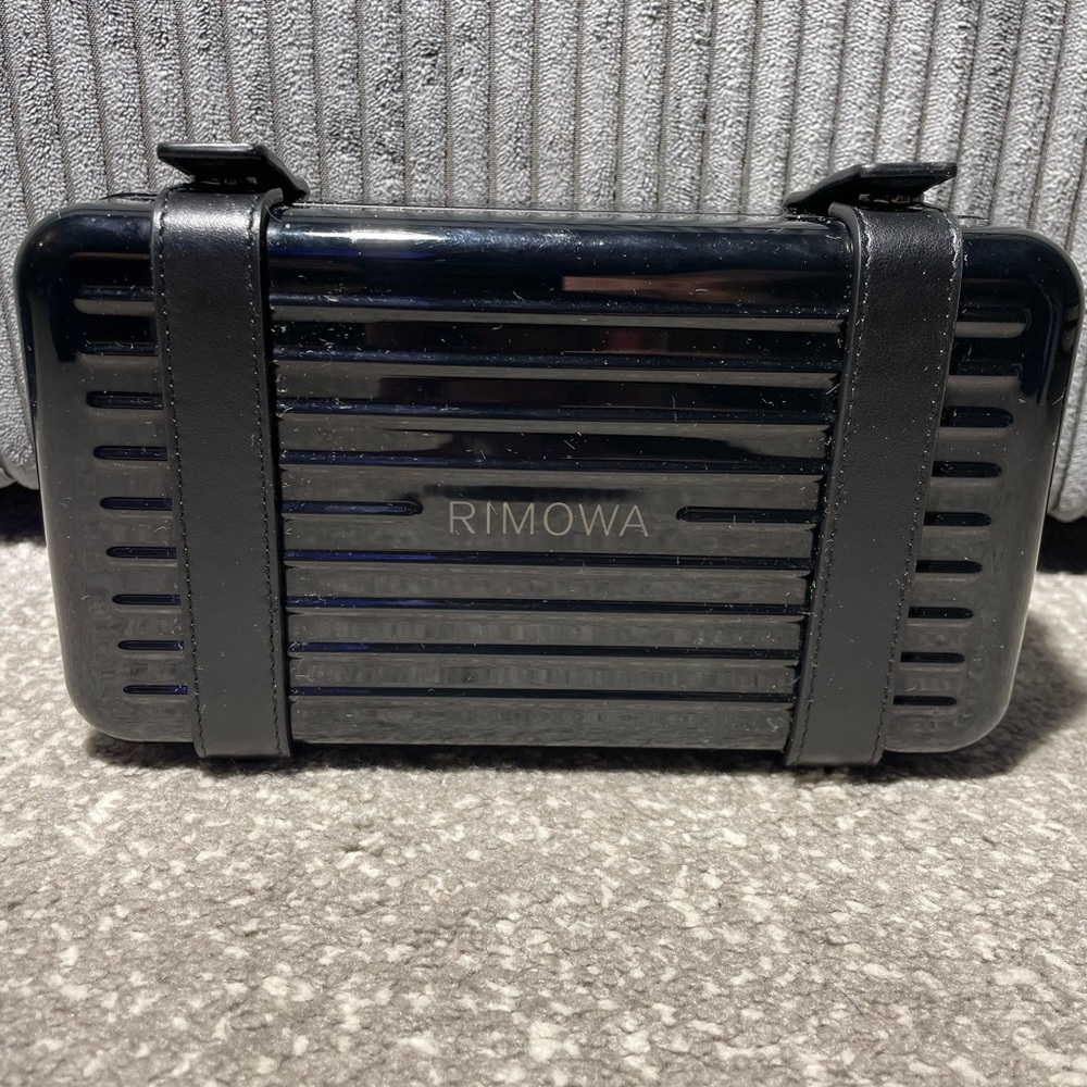 RIMOWA Glossy Black Men's Wallet